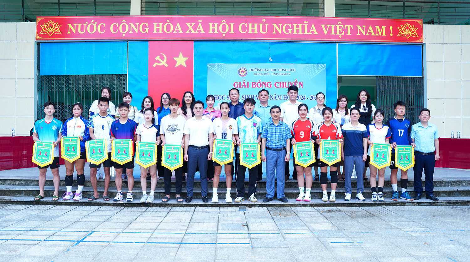 Khai mạc Giải Bóng chuyền học sinh, sinh viên Trường Đại học Hồng Đức năm học 2024 – 2025
